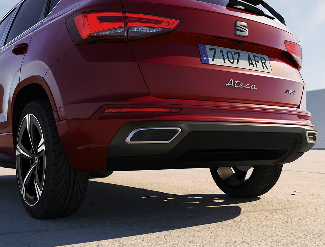 seat-ateca-velvet-red-colour-hidden-exhaust-pipe