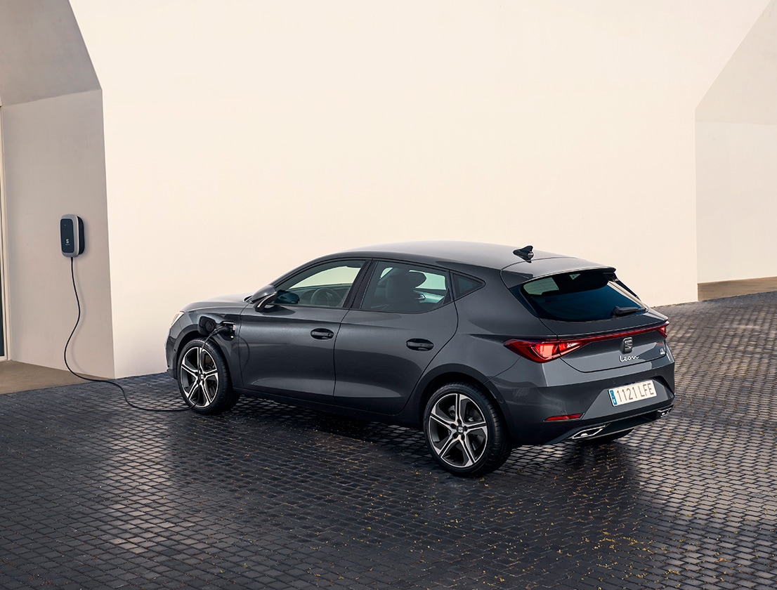 Seat leon hybrid plug in discount